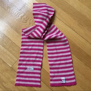 NWOT Roxy wool scarf